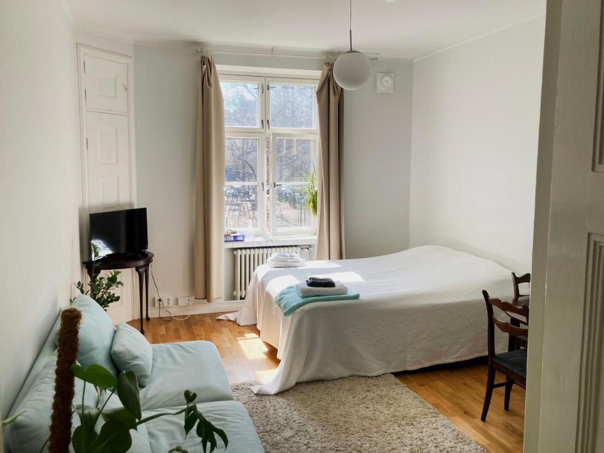 Huoneisto Bright One-room Studio In The Heart Of Kallio *